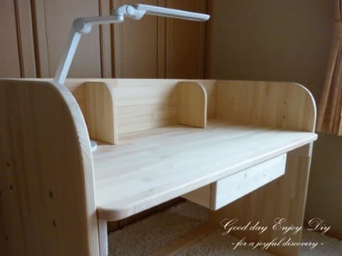 子供の成長に合わせた学習机の作り方 - DIY de Happy Life ! 国内最大のお買い物情報 学習机作製用DIY!自作用子供の机2台分の材料! 中国産の杉!修正材です‼ 事務机/学習机